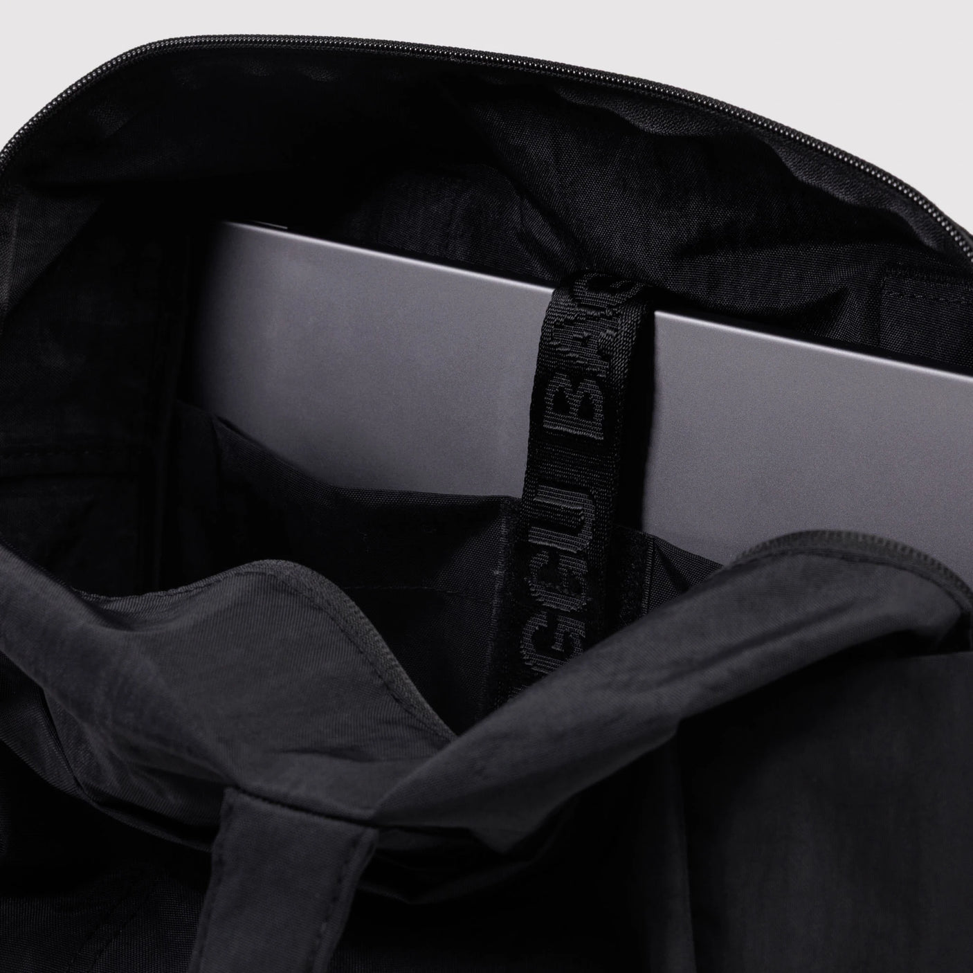 Baggu Everyday Cloud Bag - Black