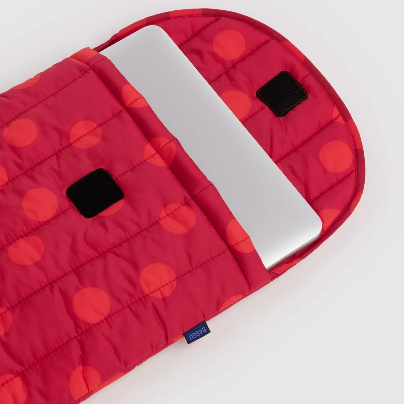 Baggu Puffy Laptop Case 16" - Red Polka Dot