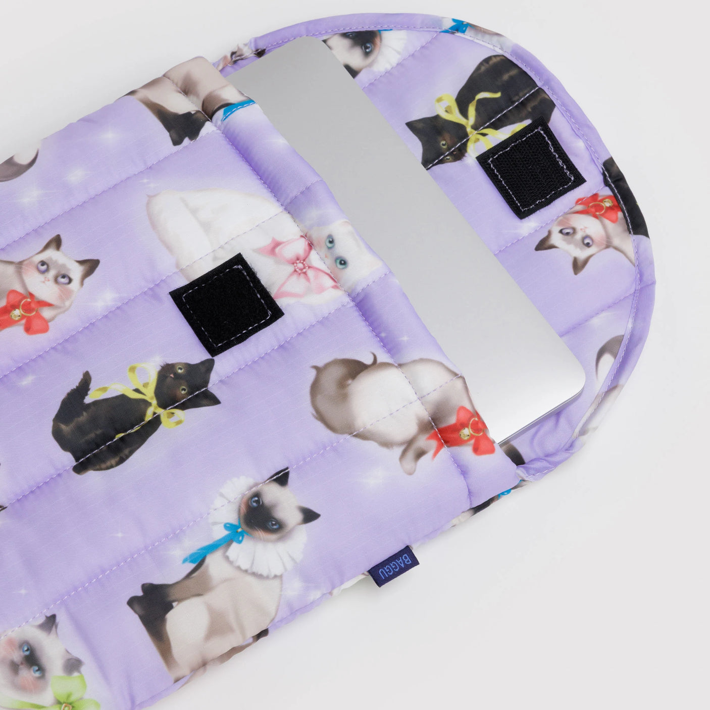 Baggu Puffy Laptop Sleeve 13"/14" - Fancy Cats