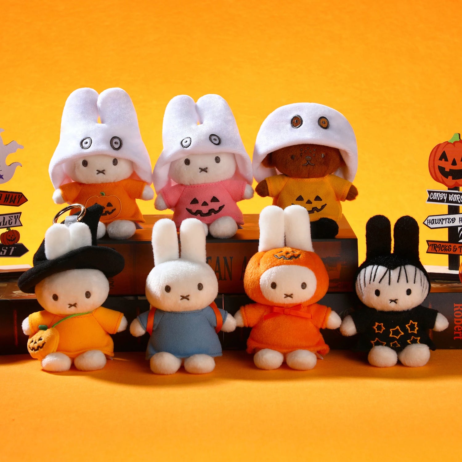 VIPO x Miffy Plush Keychain Blind Box - Halloween
