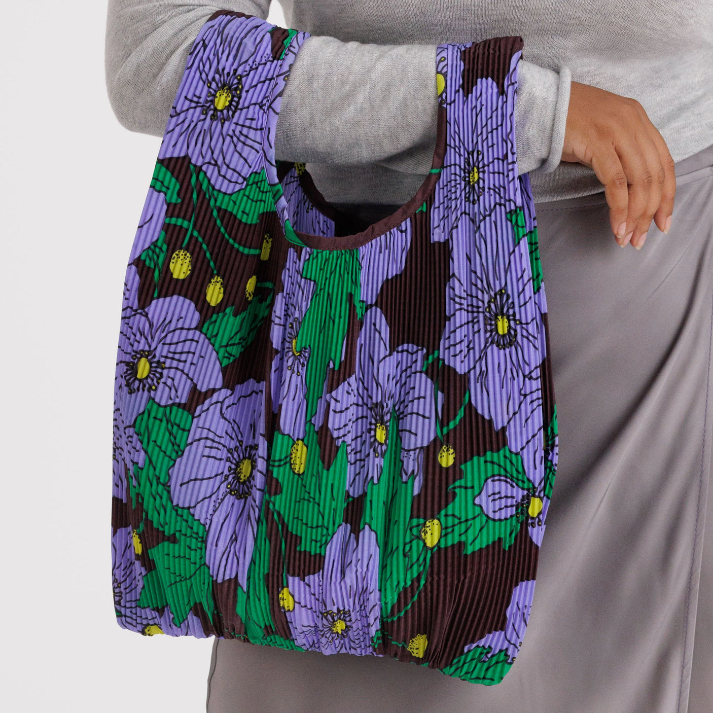 Pleated Baggu Bag - Maroon Poppy