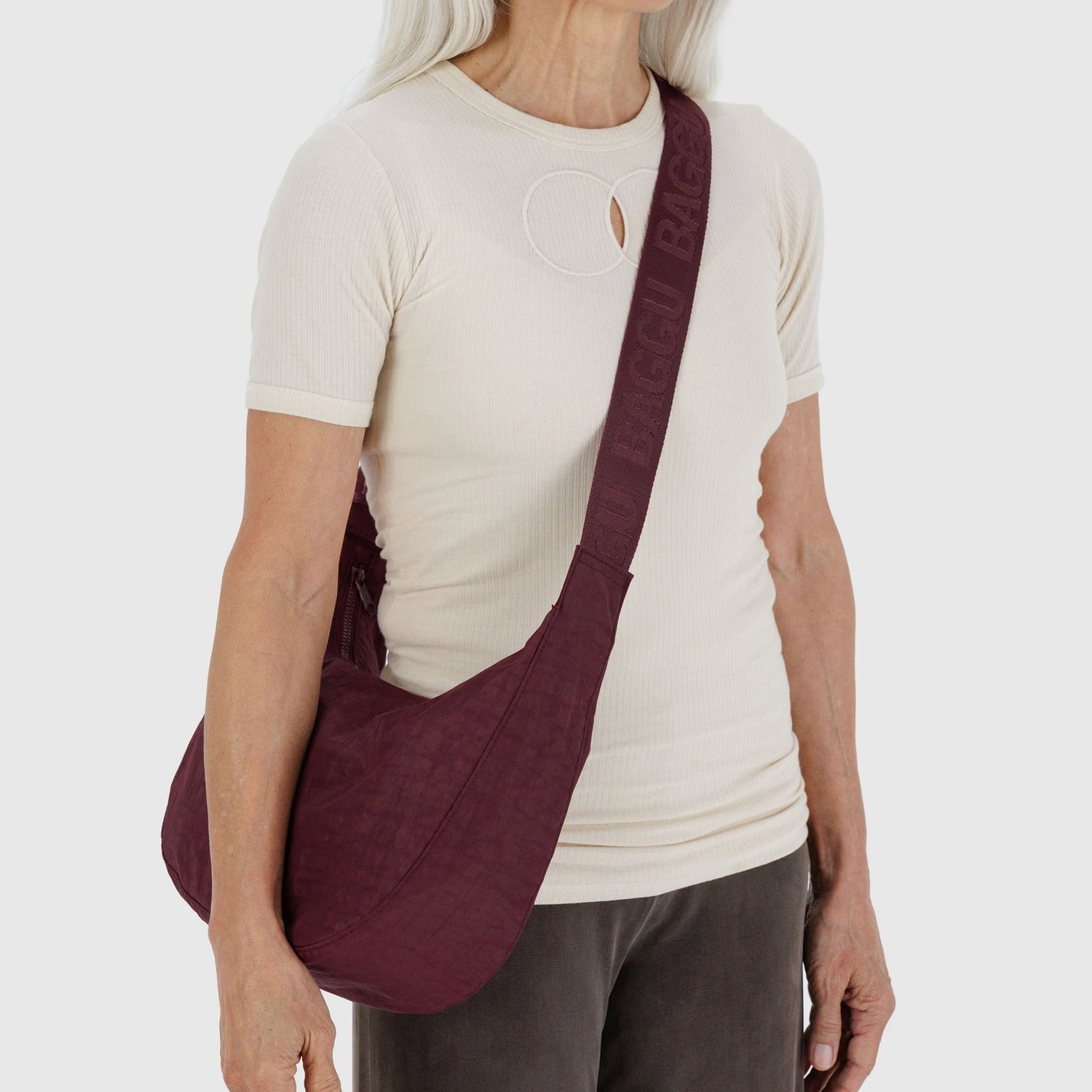 Baggu Medium Crescent Bag - Mahogany