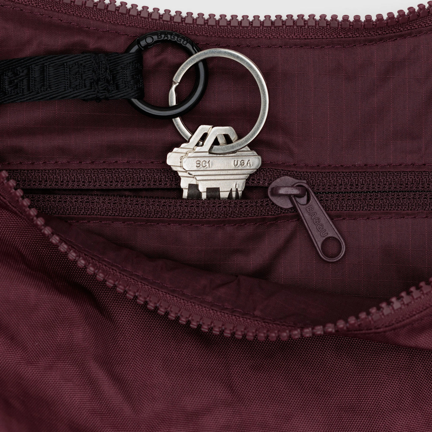 Baggu Medium Crescent Bag - Mahogany