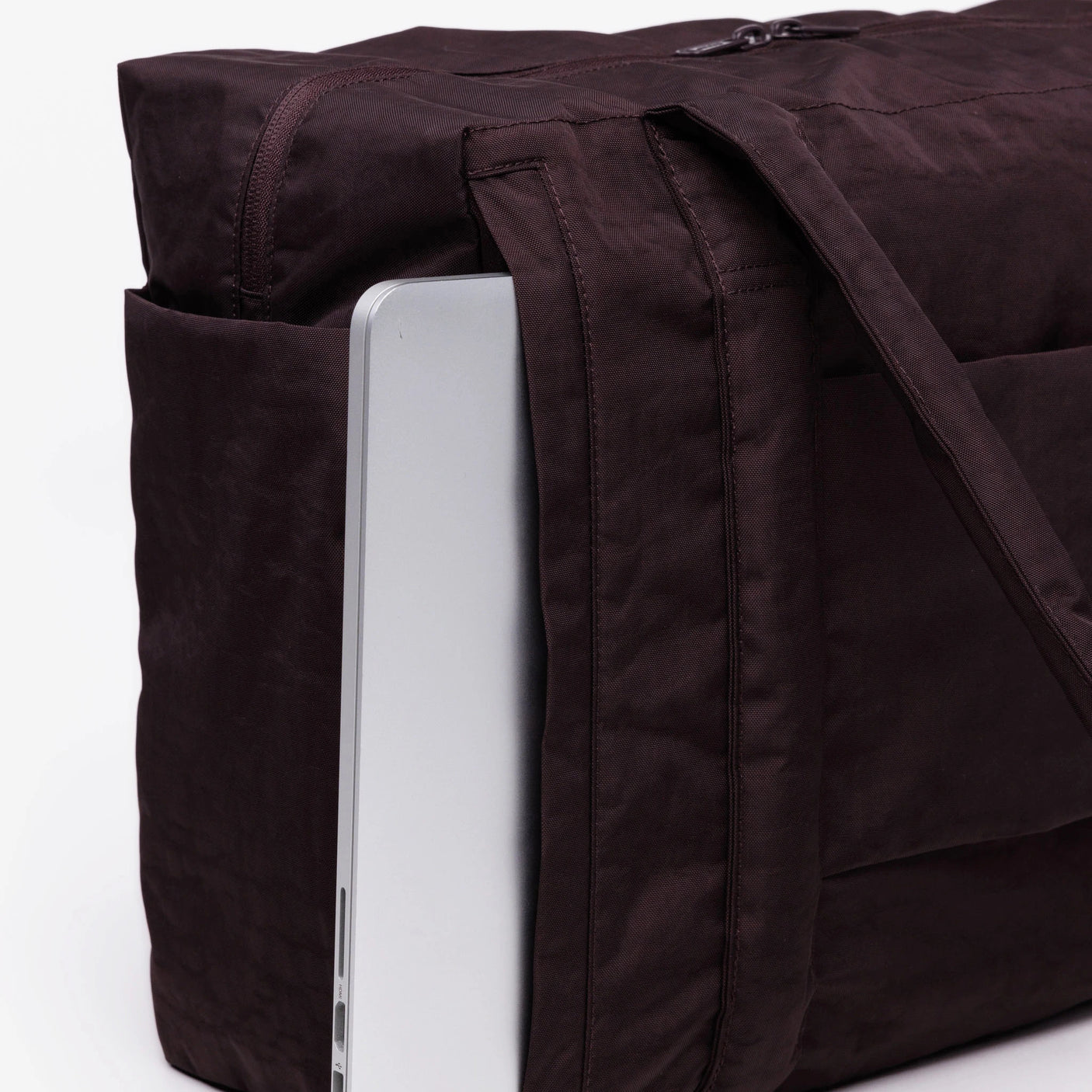 Baggu Small Cloud Carry-on - Chocolate Plum