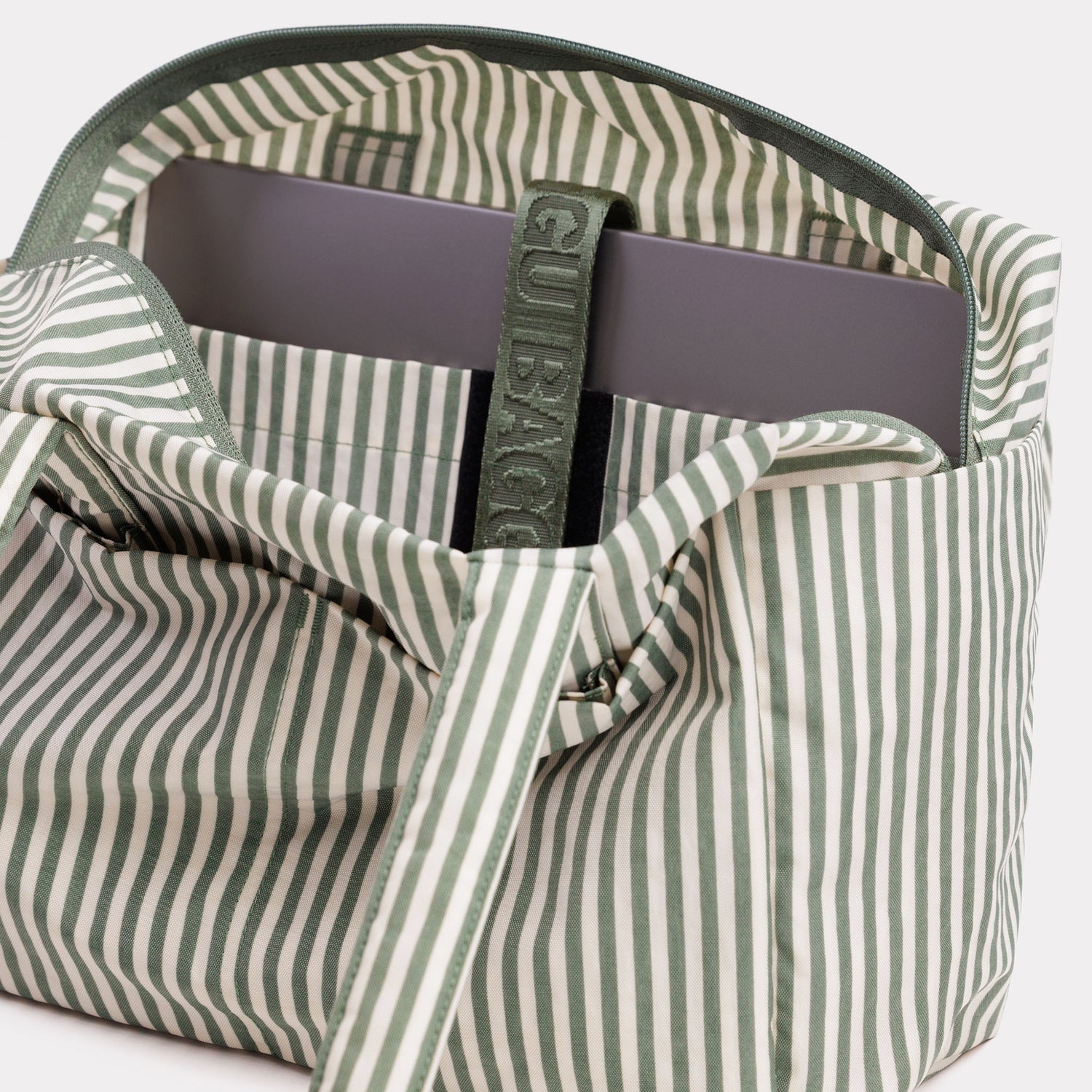 Baggu Everyday Cloud Bag - Sage Stripe