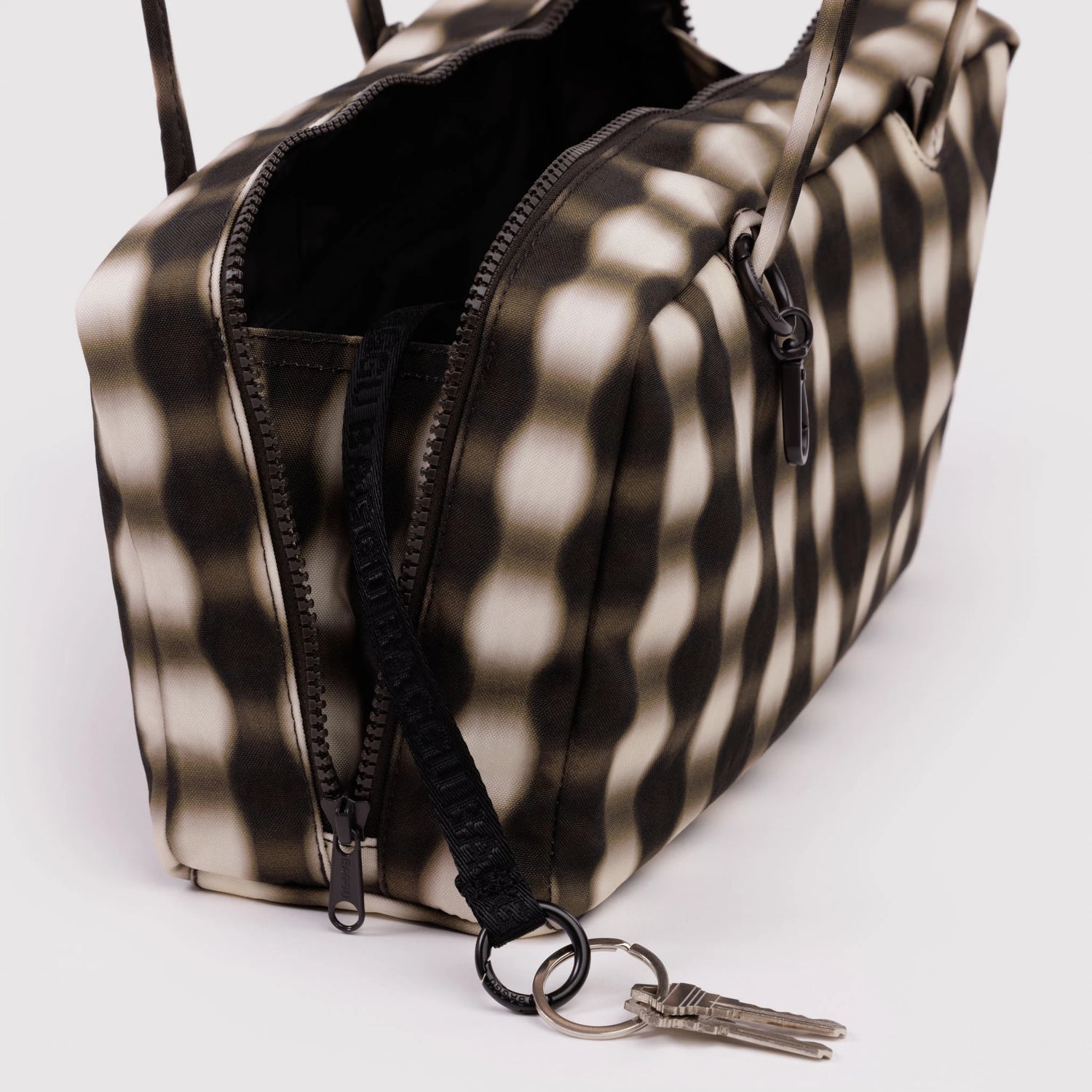 Baggu Nylon Bowler Bag - Blurred Gingham