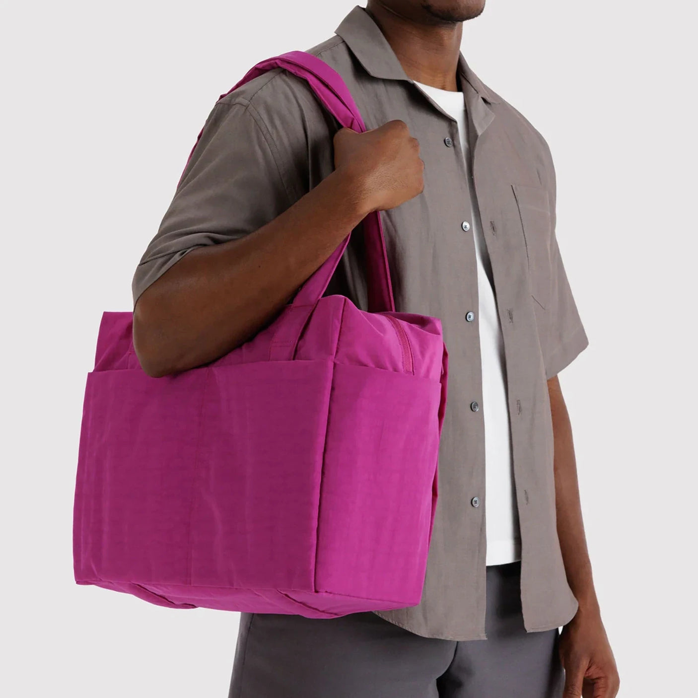 Baggu Small Cloud Carry-on - Deep Fuchsia