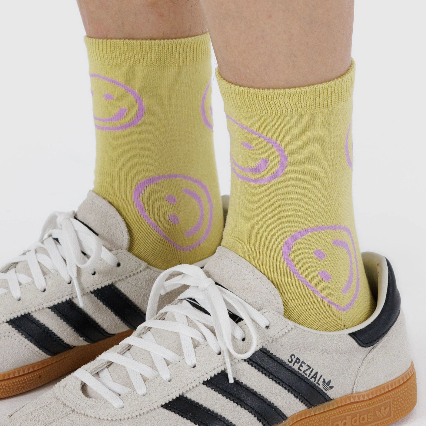 Baggu Crew Socks - Straw Happy