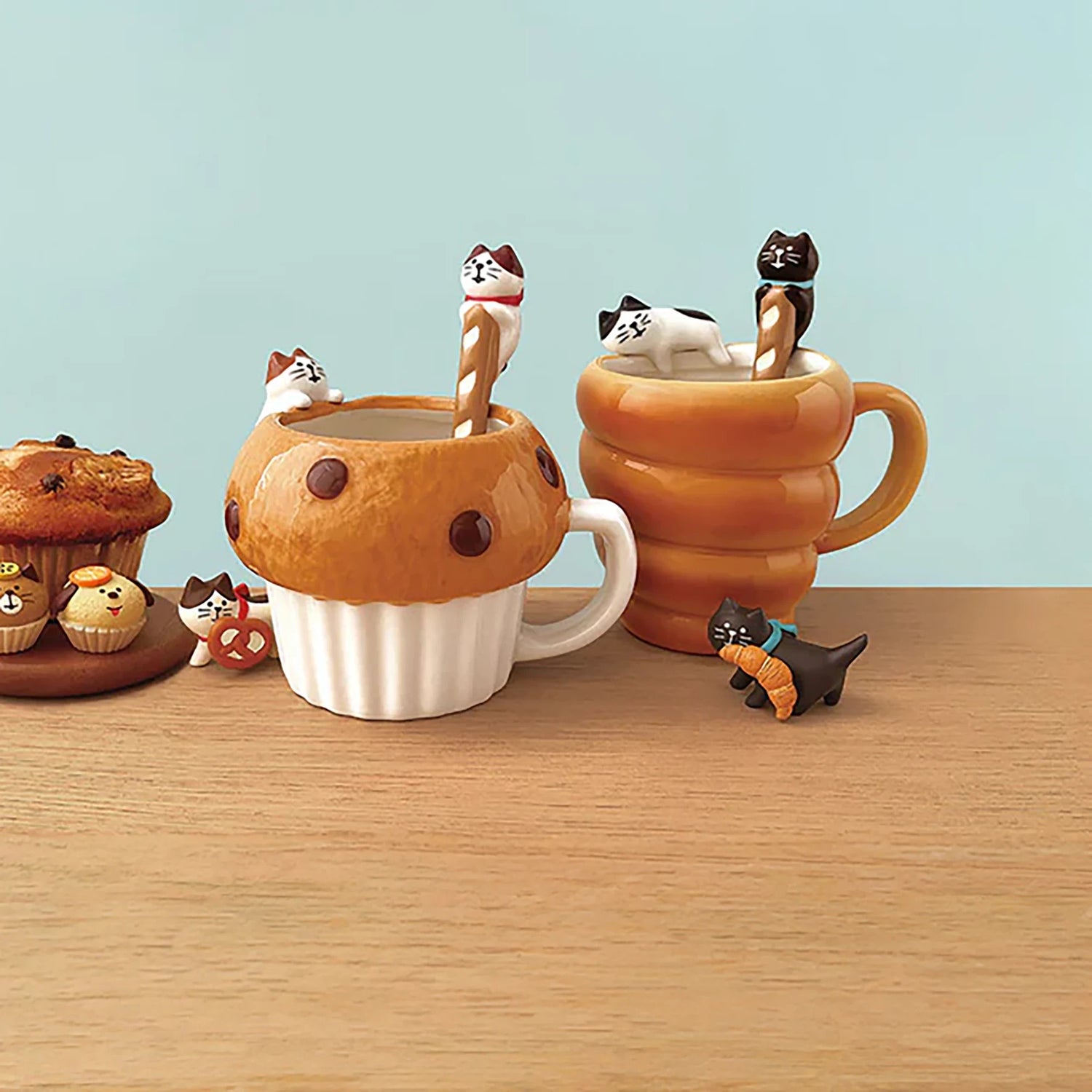 Decole Concombre Yamaneko Cat Bakery Mug - Muffin