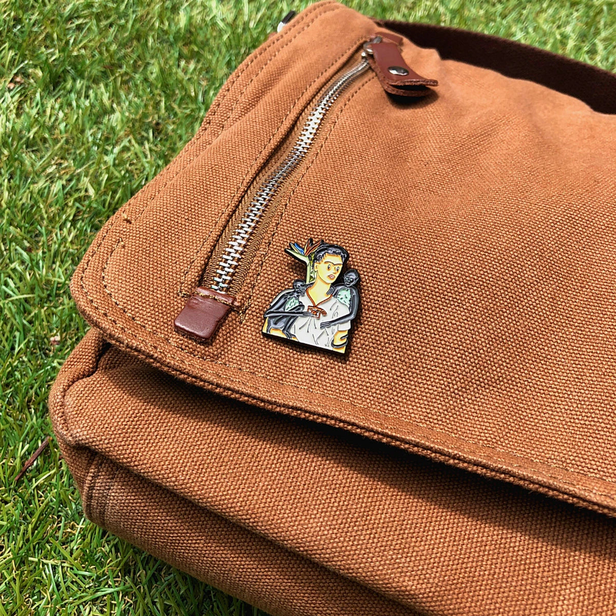 Enamel Pin Art - Frida Khalo Monkeys