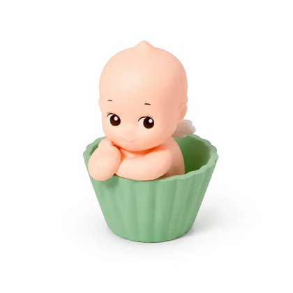 Cupcake figure from the Kewpie in Cups Blind Box Lineup