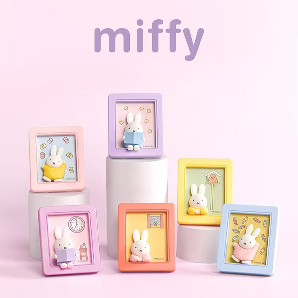 Miffy Magnetic Frame & Phone Stand - Blind Box