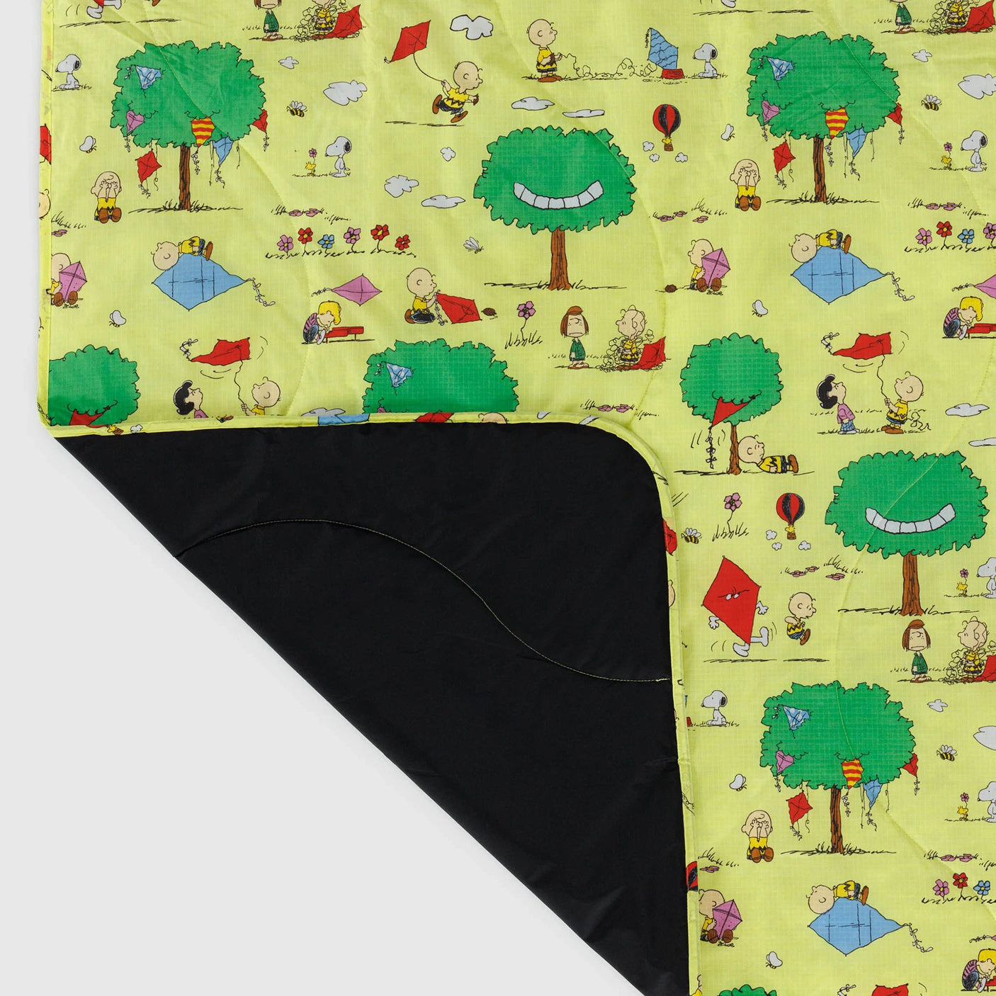 Peanuts x Baggu Puffy Picnic Blanket