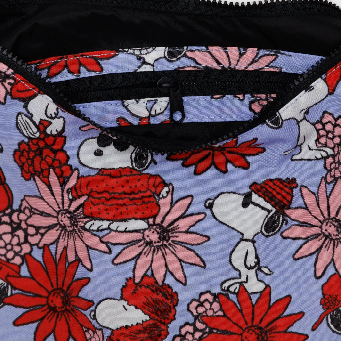 Baggu x Peanuts - Medium Crescent Bag Floral Snoopy