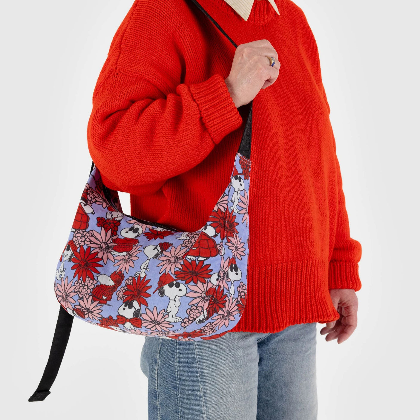 Baggu x Peanuts - Medium Crescent Bag Floral Snoopy