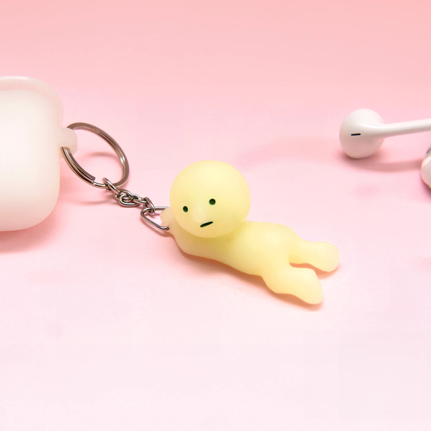 Smiski Keychain - Grabbing the key