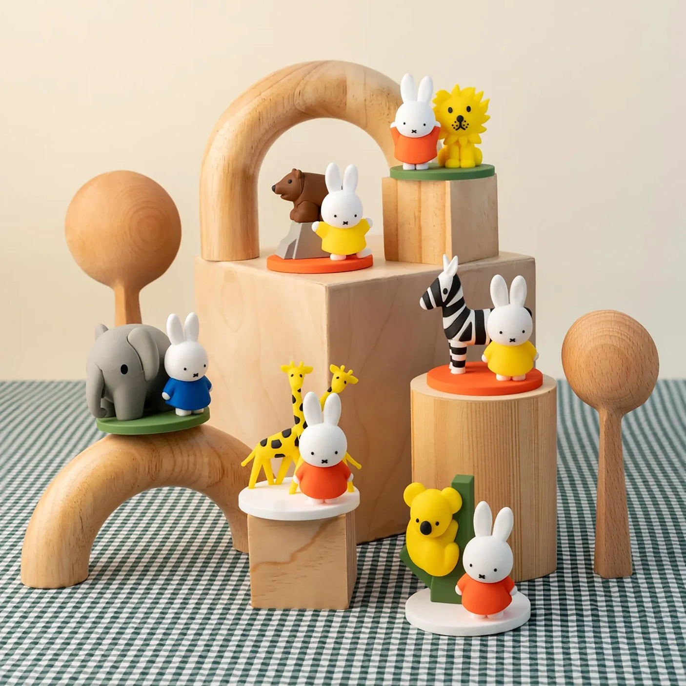 Miffy Goes to the Zoo Blind Box