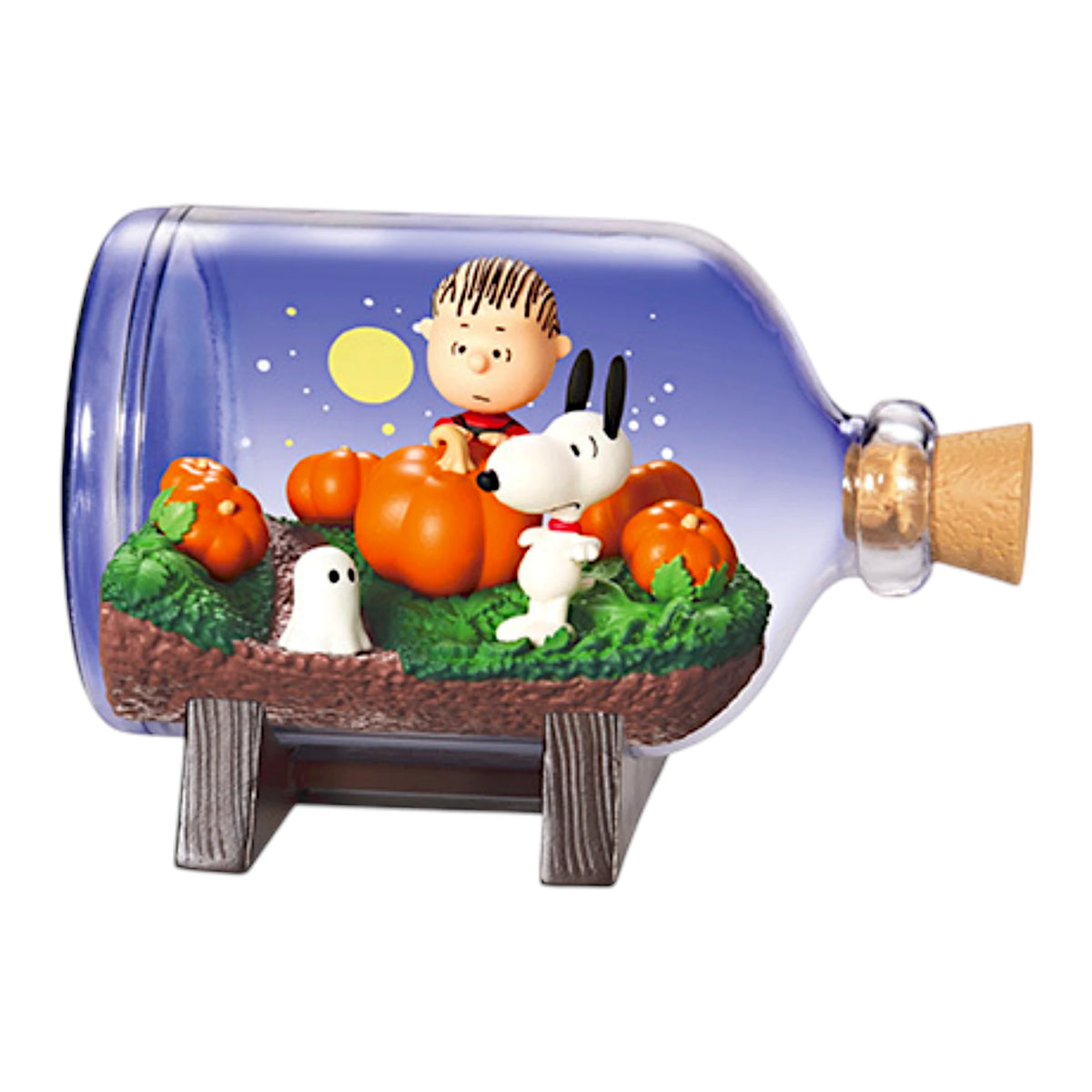 Purple sky glass terrarium with Snoopy and Woodstock among pumpkins on green ground