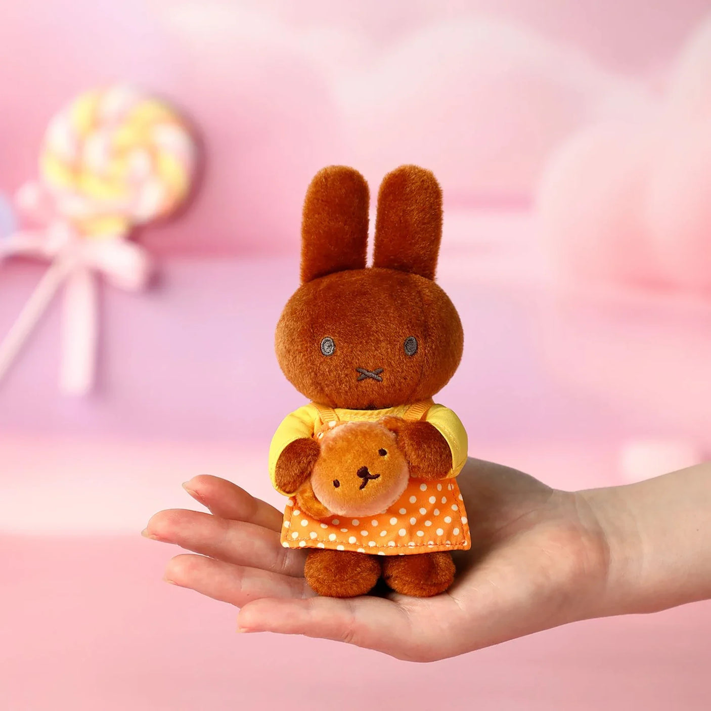 VIPO x Miffy Bakery Plush Keychain Blind Box