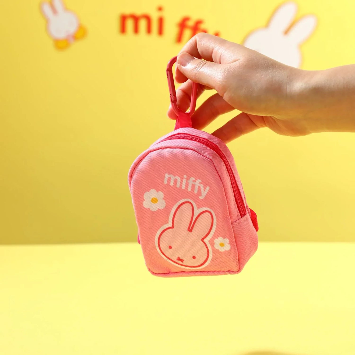 VIPO x Miffy 2-in-1 Tote Bag & Keychain Blind Box