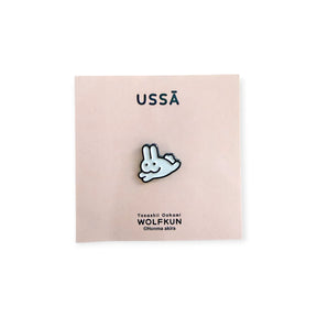 Wolfkun enamel pin on USSA backing card